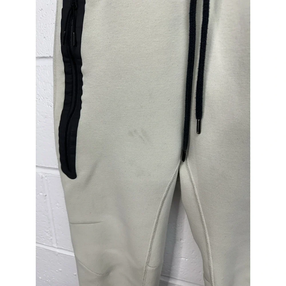 Nike Sportswear Tech Fleece‎ Joggers / Sea Glass Black / Men's Small